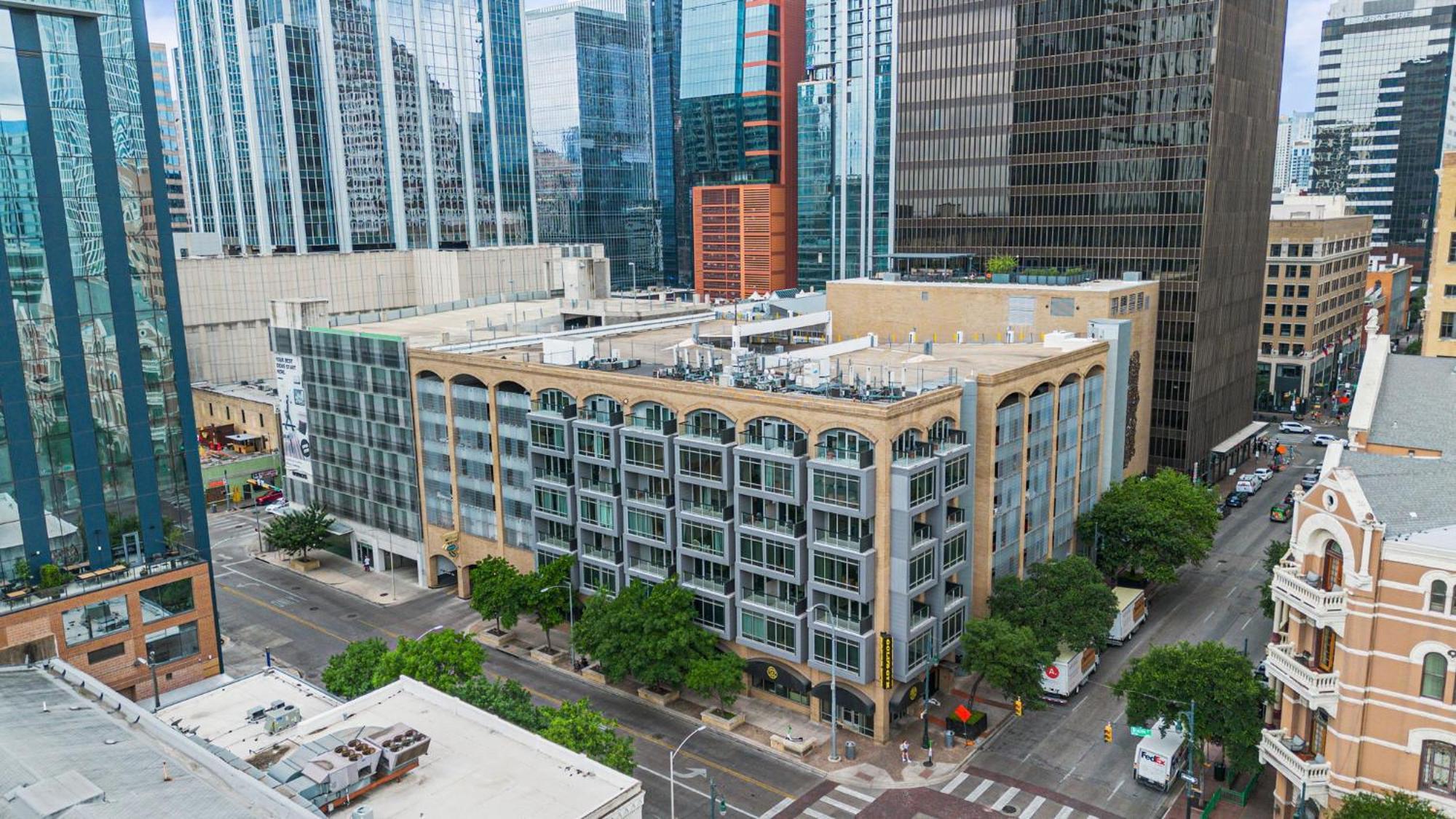 Littlefield Lofts, Hosted By Placemakr - 6Th St Austin Bagian luar foto